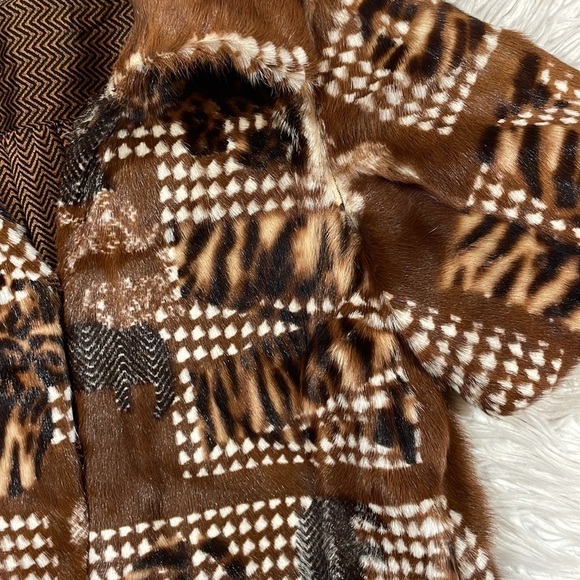 Tuleh Brown Patterned Chinchilla Real Fur Short Sleeve Jacket - Picture 9 of 12